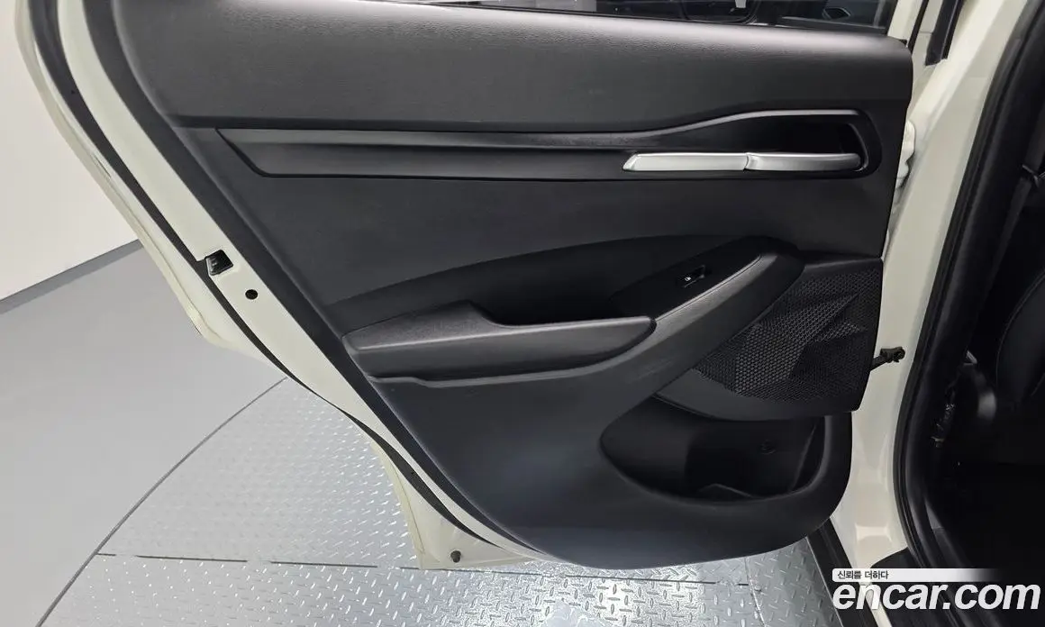 Kia Seltos 2023 1.6 автомат (гидро), фото 14
