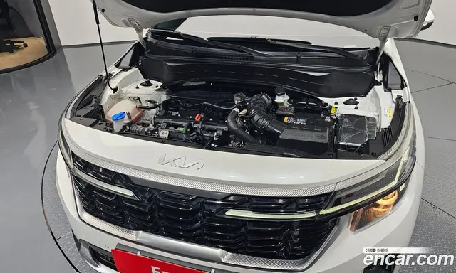 Kia Seltos 2023 1.6 автомат (гидро), миниатюра 4