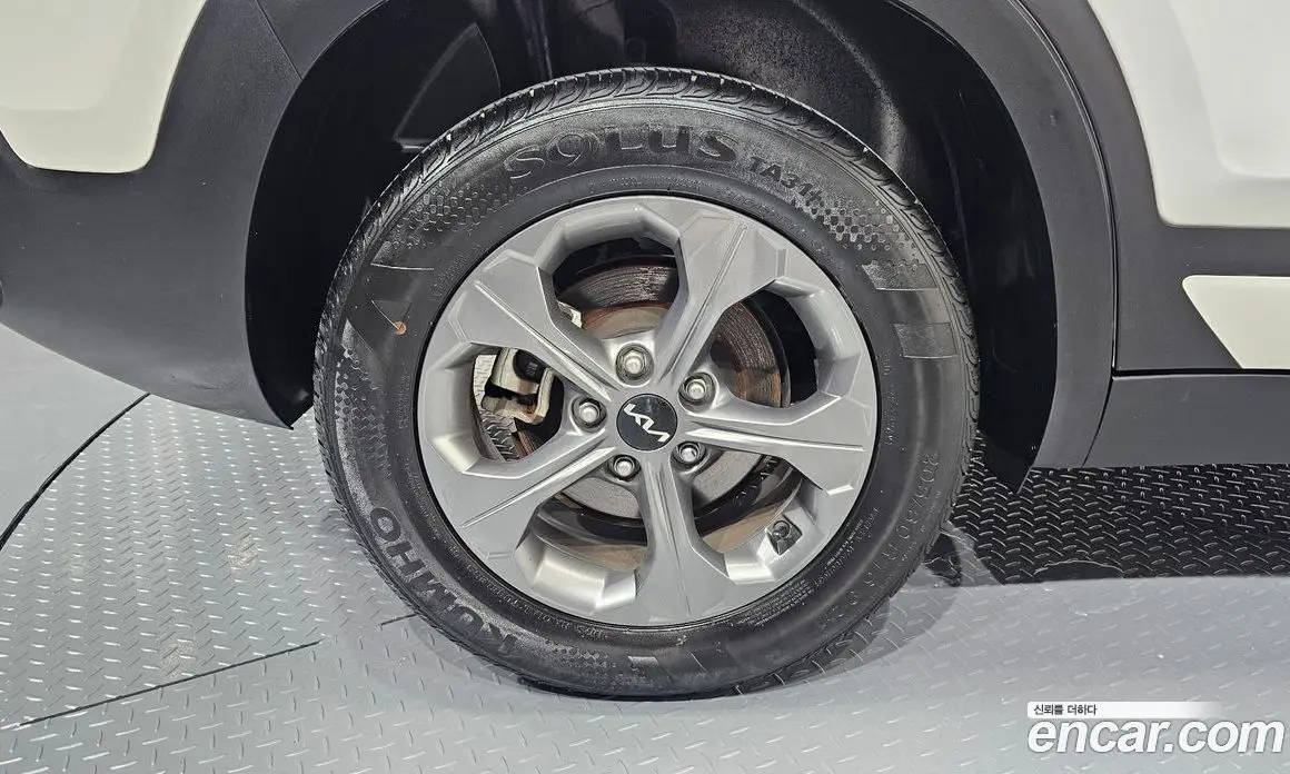 Kia Seltos 2023 1.6 автомат (гидро), фото 8