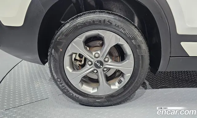 Kia Seltos 2023 1.6 автомат (гидро), миниатюра 8