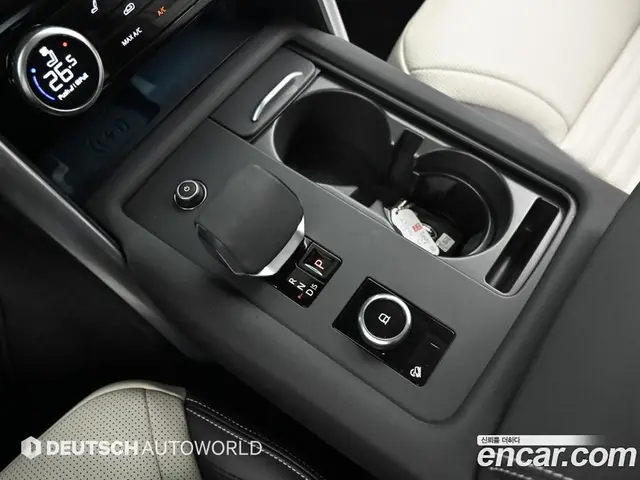 Land Rover Discovery 2025 3.0 автомат (гидро), миниатюра 9