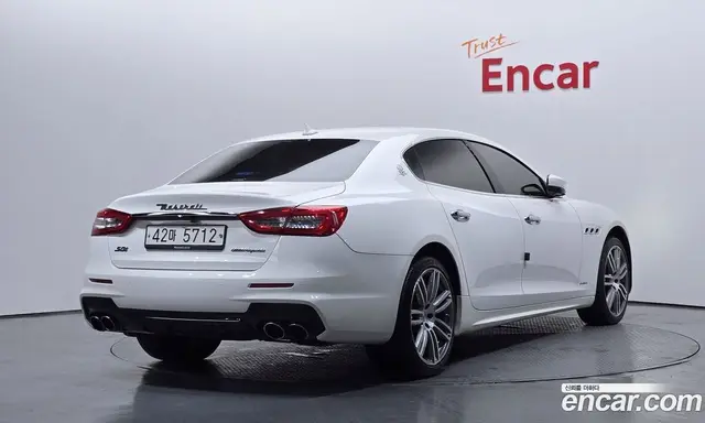 Maserati Quattroporte 2017 3.0 автомат (гидро), миниатюра 2
