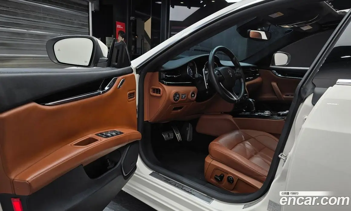 Maserati Quattroporte 2017 3.0 автомат (гидро), фото 13