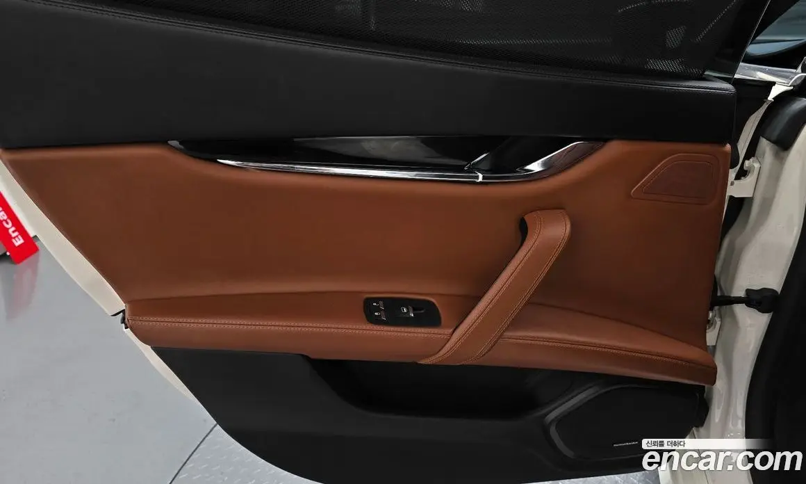 Maserati Quattroporte 2017 3.0 автомат (гидро), фото 15