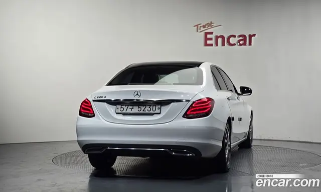 Mercedes-Benz C-Class 2017 2.1 автомат (гидро), миниатюра 4