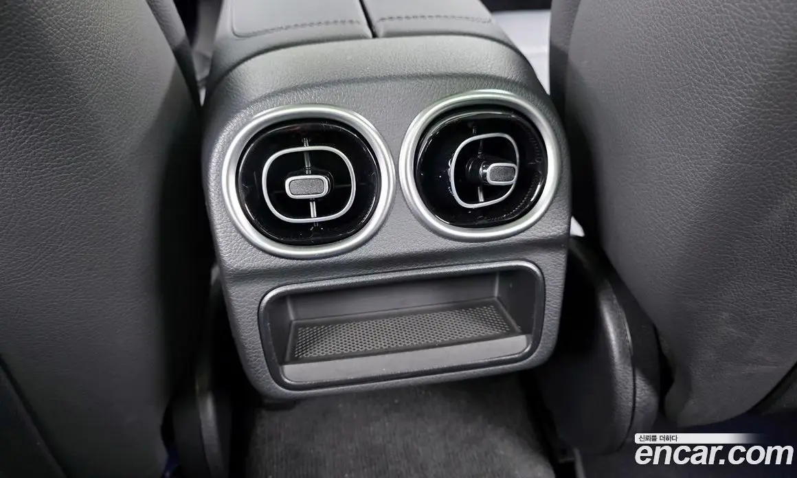 Mercedes-Benz C-Class 2025 2.0 автомат (гидро), фото 19