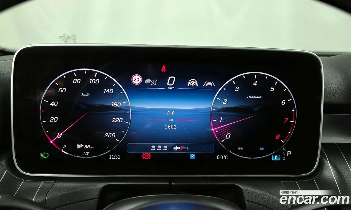 Mercedes-Benz C-Class 2025 2.0 автомат (гидро), фото 8