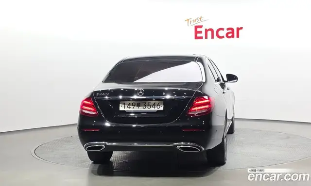 Mercedes-Benz E-Class 2020 1.9 автомат (гидро), миниатюра 4