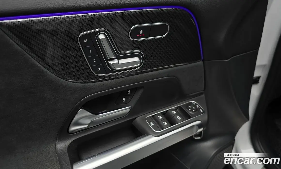 Mercedes-Benz GLB-Class 2023 2.0 автомат (гидро), фото 17