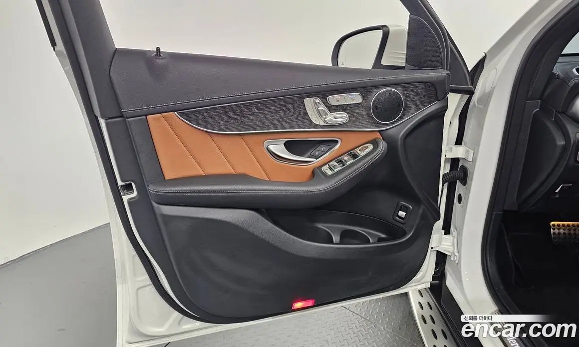 Mercedes-Benz GLC-Class 2022 2.0 автомат (гидро), фото 14