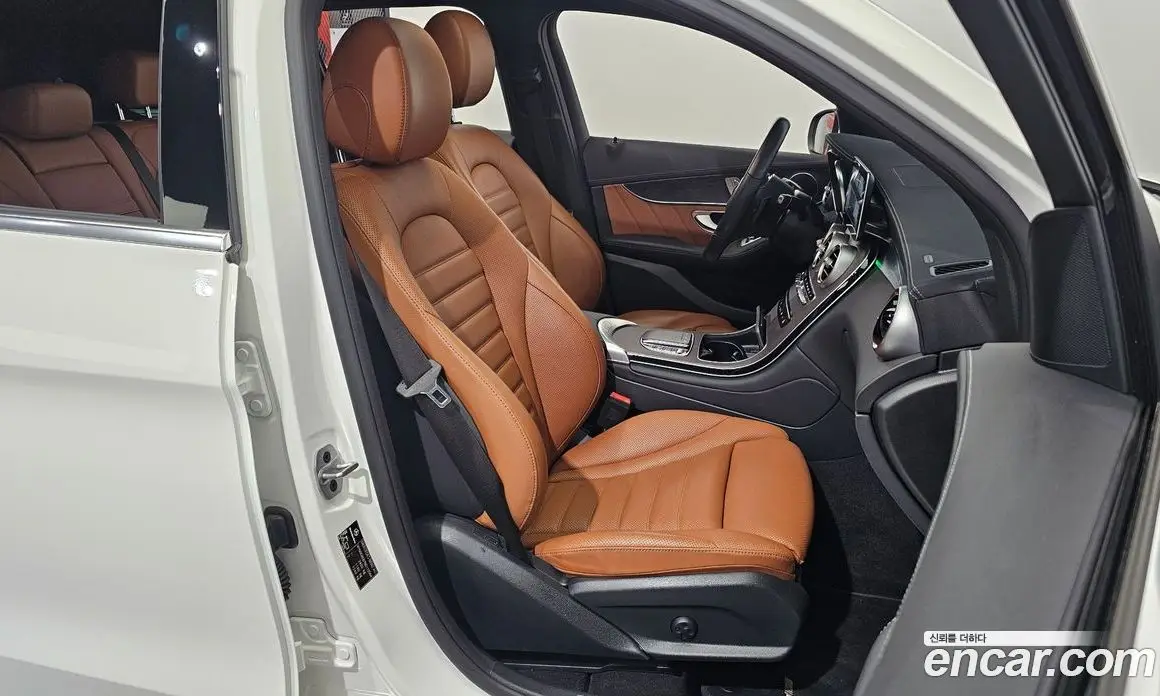 Mercedes-Benz GLC-Class 2022 2.0 автомат (гидро), фото 16