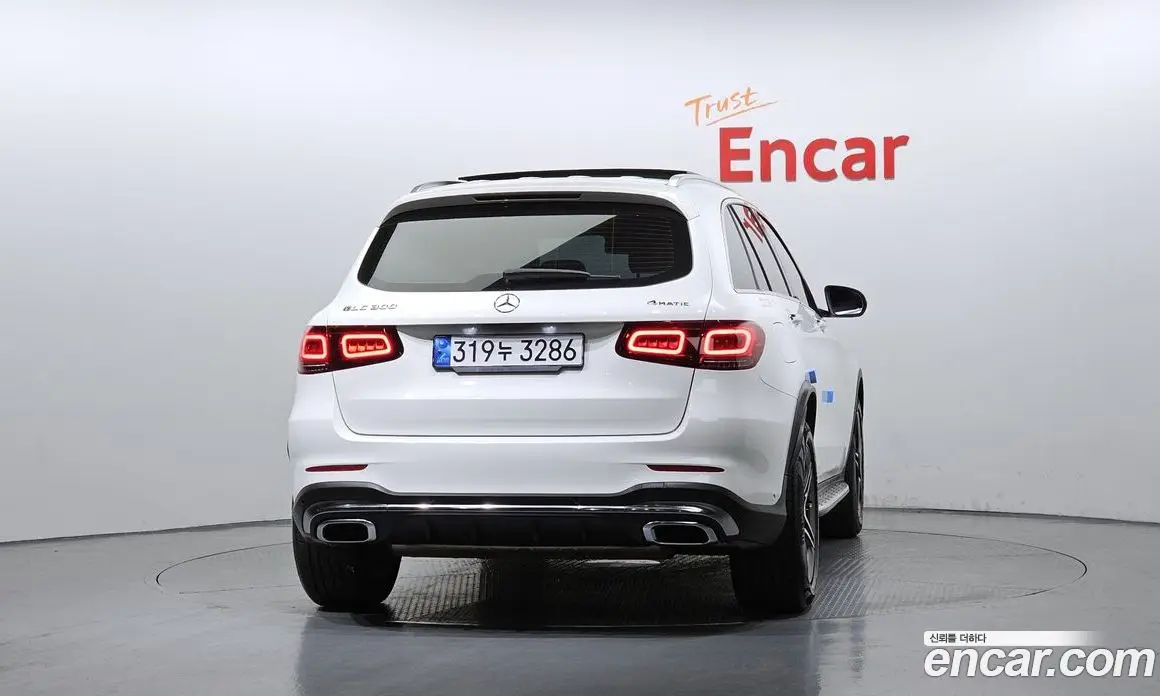 Mercedes-Benz GLC-Class 2022 2.0 автомат (гидро), фото 4