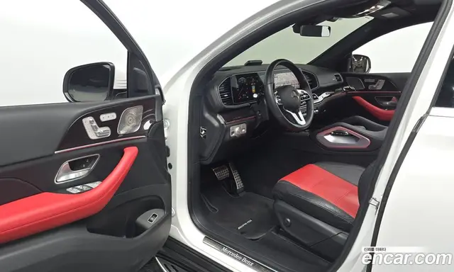 Mercedes-Benz GLE-Class 2023 2.9 автомат (гидро), миниатюра 12
