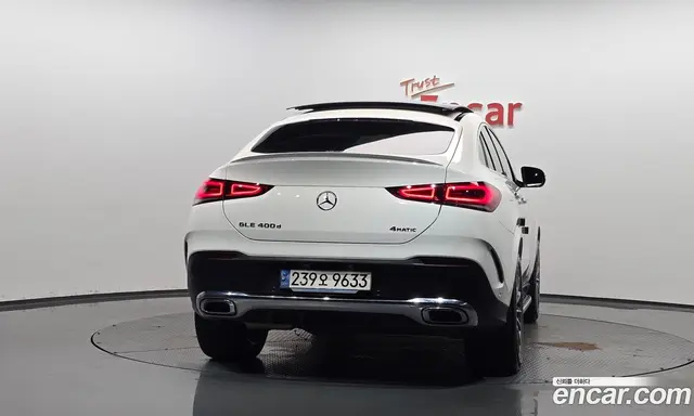 Mercedes-Benz GLE-Class 2023 2.9 автомат (гидро), миниатюра 3