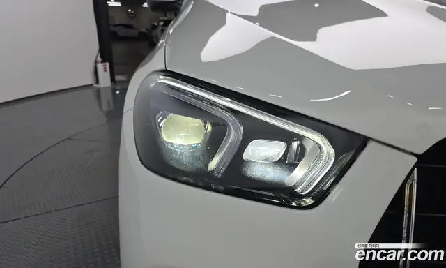 Mercedes-Benz GLE-Class 2023 2.9 автомат (гидро), миниатюра 7