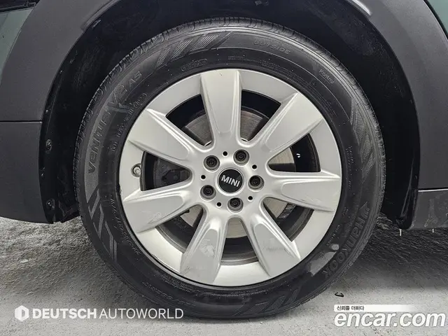 Mini Countryman 2018 2.0 автомат (гидро), миниатюра 5