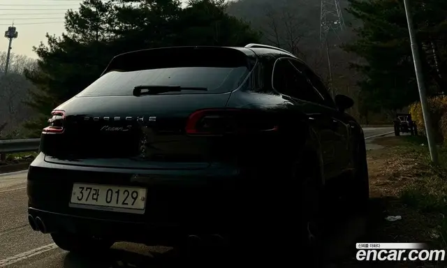 Porsche Macan 2015 3.0 автомат (гидро), миниатюра 2