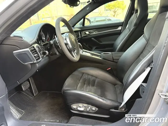 Porsche Panamera 2012 4.8 автомат (гидро), миниатюра 11