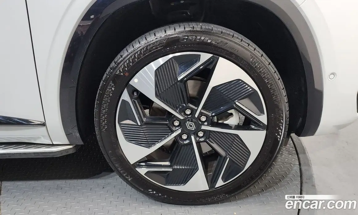 Renault (Samsung) Grand Koleos 2024 1.5 автомат (гидро), фото 4