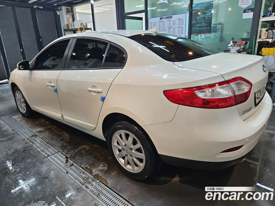 Renault (Samsung) SM3 2010 1.6 автомат (гидро), фото 12 Renault (Samsung) SM3 2010 1.6 автомат (гидро), фото 12
