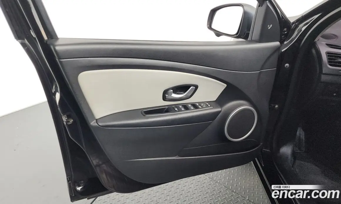 Renault (Samsung) SM3 2017 1.6 автомат (гидро), фото 13
