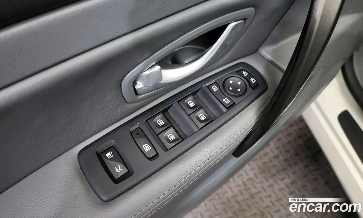Renault (Samsung) SM5 2010 2.0 автомат (гидро), фото 14 Renault (Samsung) SM5 2010 2.0 автомат (гидро), фото 14