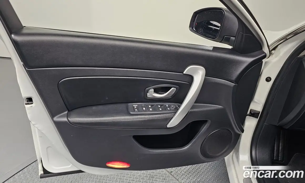 Renault (Samsung) SM5 2011 2.0 автомат (гидро), фото 14