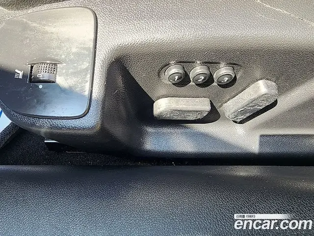 Renault (Samsung) SM5 2011 2.0 автомат (гидро), миниатюра 10