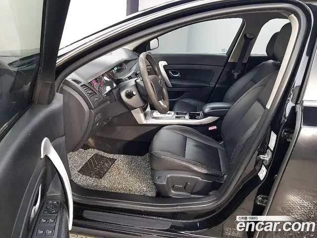 Renault (Samsung) SM5 2013 2.0 автомат (гидро), миниатюра 7