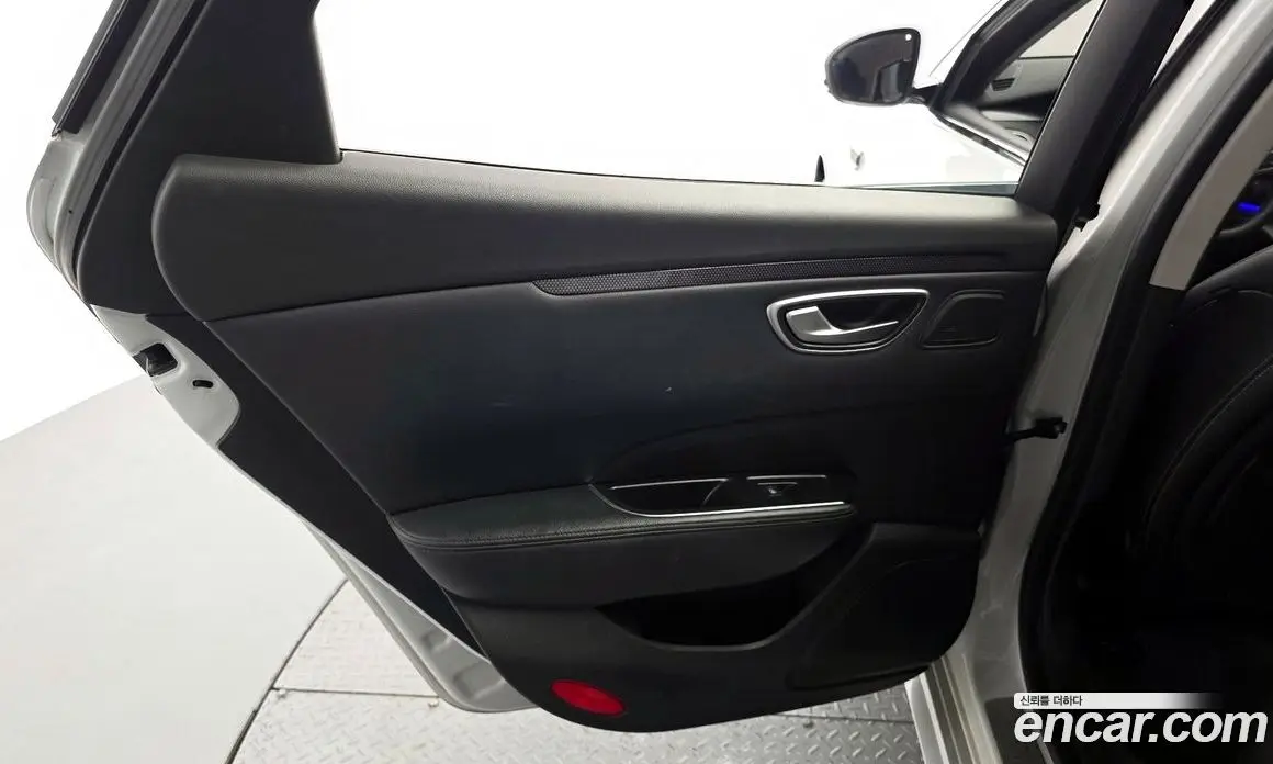 Renault (Samsung) SM6 2016 2.0 автомат (гидро), фото 15
