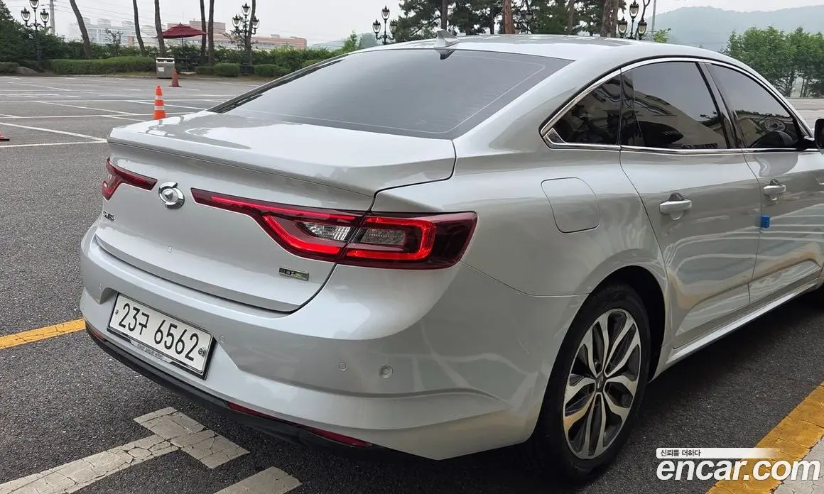 Renault (Samsung) SM6 2017 2.5 автомат (гидро), фото 13