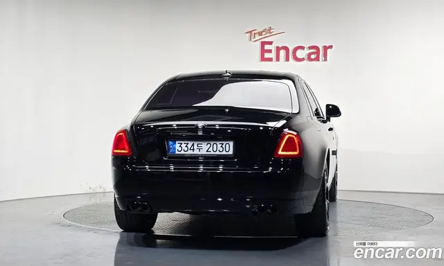 Rolls-Royce Ghost 2017 6.6 автомат (гидро), миниатюра 4 Rolls-Royce Ghost 2017 6.6 автомат (гидро), миниатюра 4