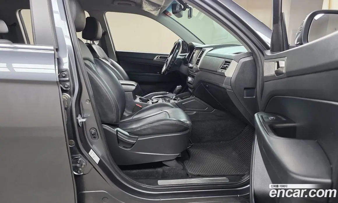 SsangYong Rexton 2018 2.2 автомат (гидро), фото 17