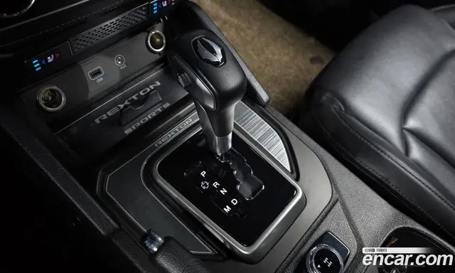 SsangYong Rexton 2018 2.2 автомат (гидро), миниатюра 12