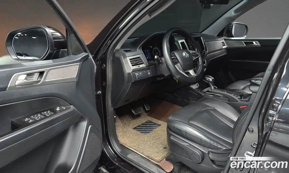 SsangYong Rexton 2018 2.2 автомат (гидро), фото 13