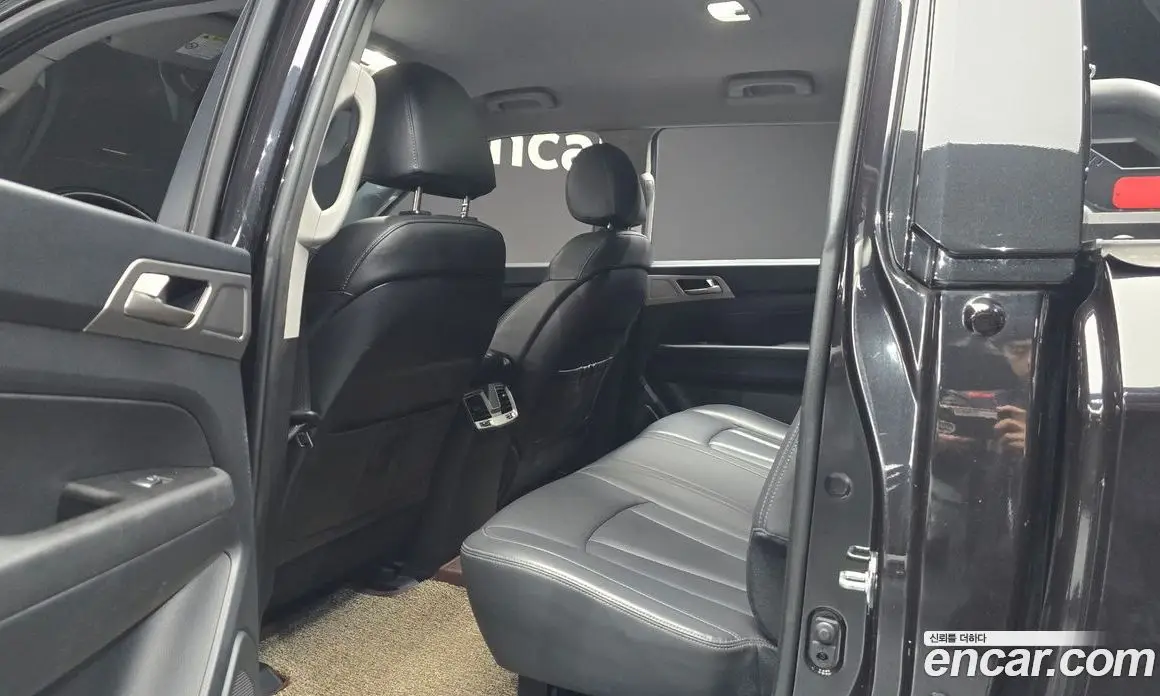 SsangYong Rexton 2018 2.2 автомат (гидро), фото 17