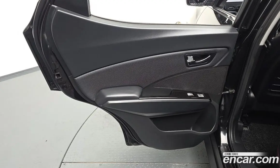 SsangYong TIBOLI 2016 1.6 автомат (гидро), фото 14