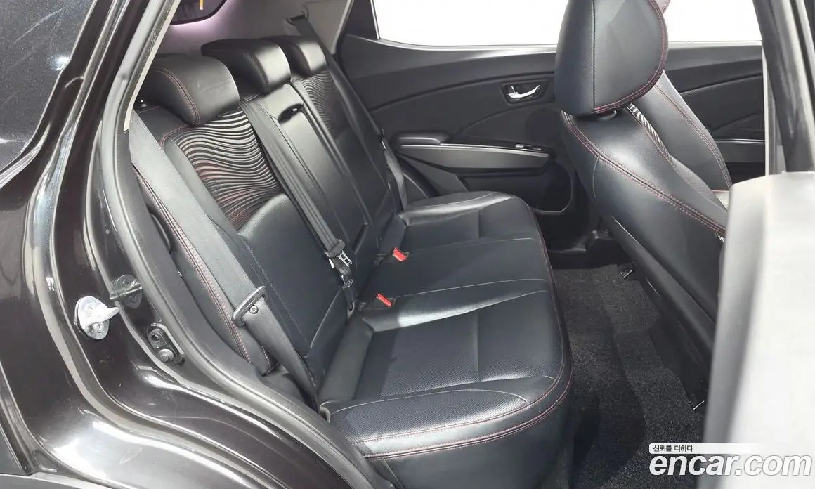 SsangYong TIBOLI 2016 1.6 автомат (гидро), фото 17