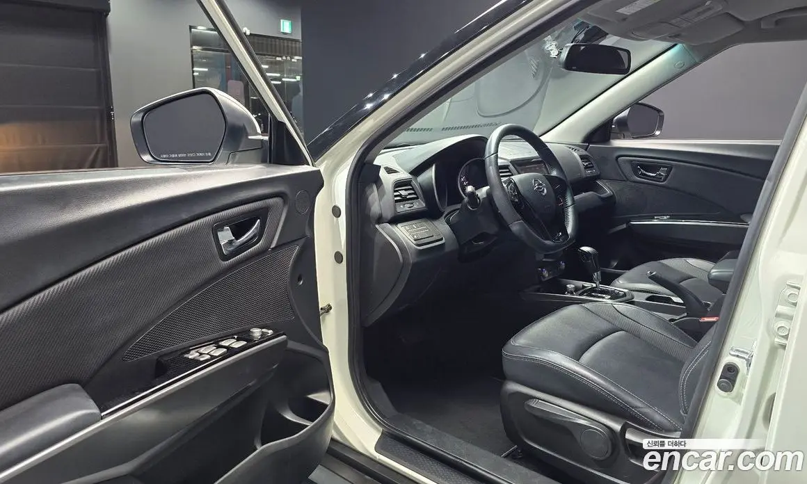 SsangYong TIBOLI 2017 1.6 автомат (гидро), фото 10