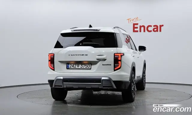 SsangYong Torres 2023 1.5 автомат (гидро), миниатюра 4