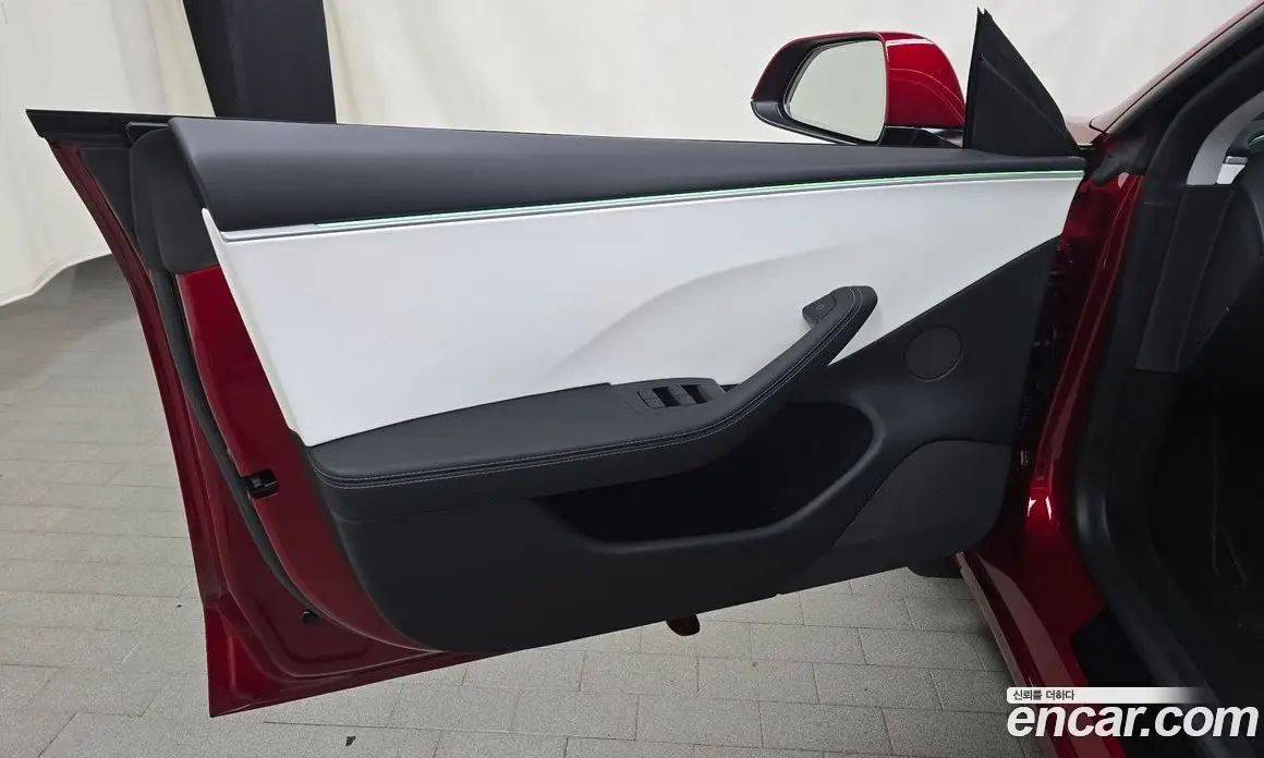 Tesla Model 3 2024 0.2 автомат (гидро), фото 14 Tesla Model 3 2024 0.2 автомат (гидро), фото 14