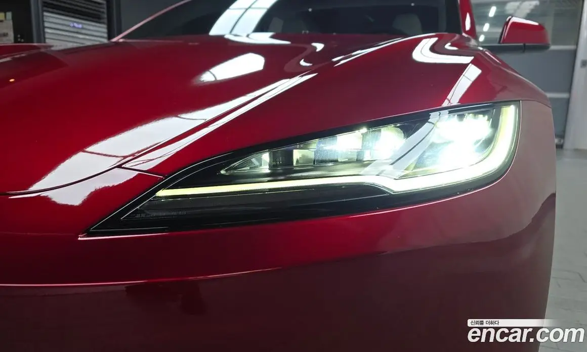 Tesla Model 3 2024 0.2 автомат (гидро), фото 8 Tesla Model 3 2024 0.2 автомат (гидро), фото 8