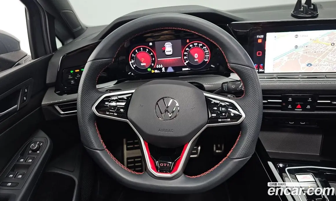 Volkswagen Golf 2024 2.0 автомат (гидро), фото 13
