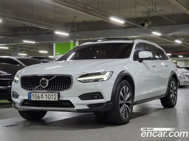 Volvo V90, 2021, 43 260 км
