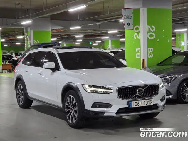 Volvo V90 2021 2.0 автомат (гидро), миниатюра 3