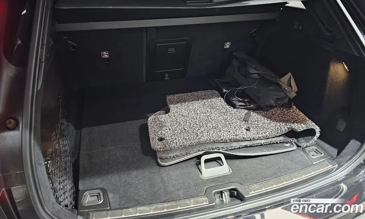 Volvo XC60 2021 2.0 автомат (гидро), фото 29