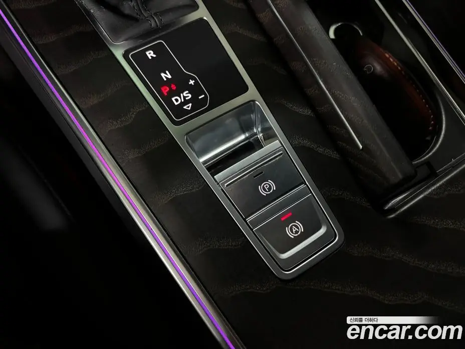 Audi A6 2021 2.0 автомат (гидро), фото 13