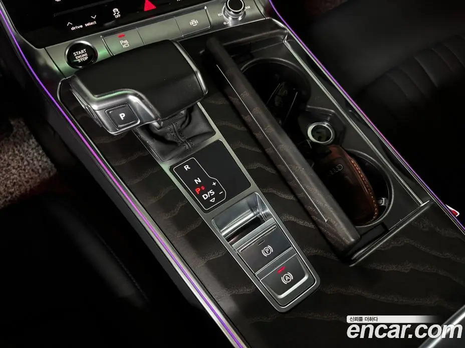 Audi A6 2021 2.0 автомат (гидро), фото 14