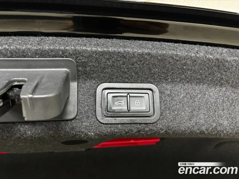 Audi A6 2021 2.0 автомат (гидро), фото 16