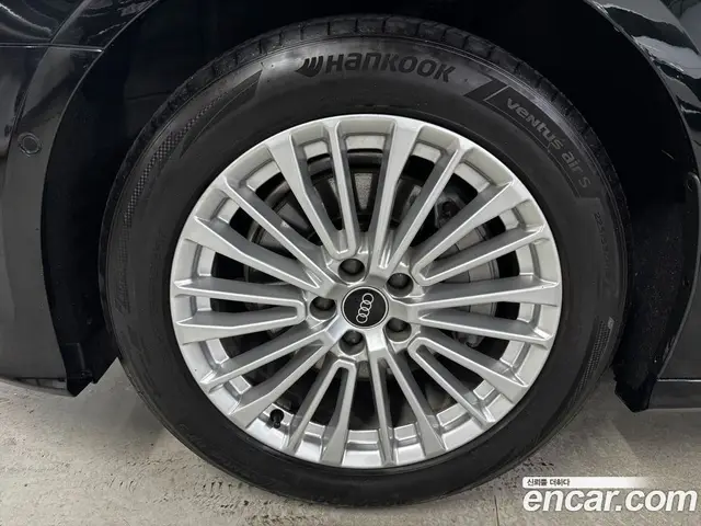 Audi A6 2021 2.0 автомат (гидро), миниатюра 5
